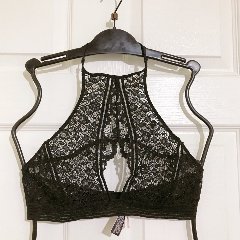 🔥ON SALE🔥3/$30🔥 💖 Victoria Secret Very Sexy High Neck Bralette